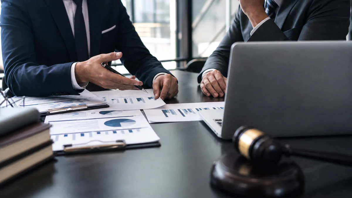 Insurance Carrier Sues Cannabis MSO to Avoid Class-Action Coverage